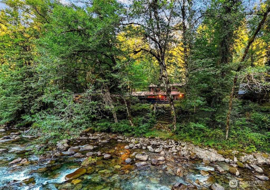 Photo of 10201 Foss River Place NE, Skykomish, WA 98288 (MLS # 2421209)