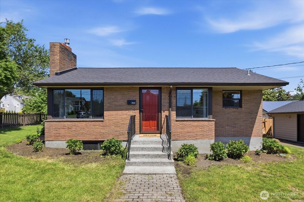 Photo of 3514 SW Manning Street, Seattle, WA 98126 (MLS # 2531586)