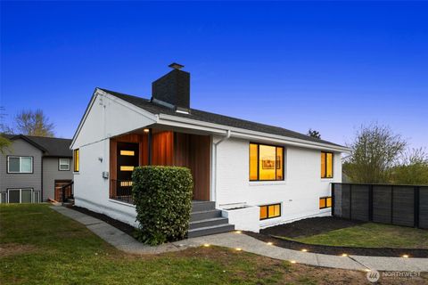 4839 S Holly Street Seattle WA 98118