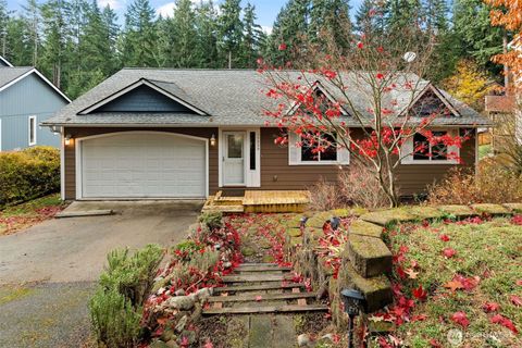 Photo of 17939 Upland Drive SE, Yelm, WA 98597 (MLS # 2453567)
