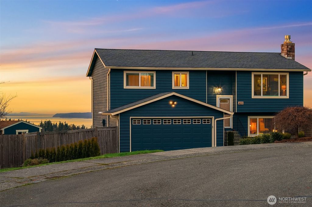Photo of 409 Veralene Way SW, Everett, WA 98203 (MLS # 2335212)