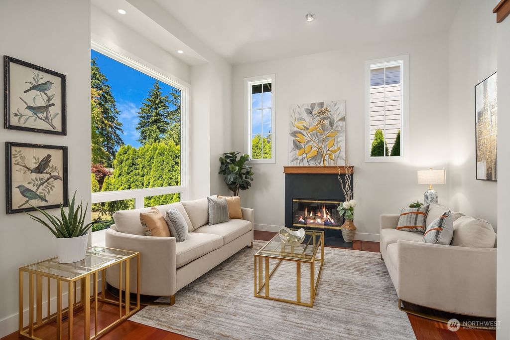 Photo of 5020 112th Avenue NE, Kirkland, WA 98033 (MLS # 2251792)