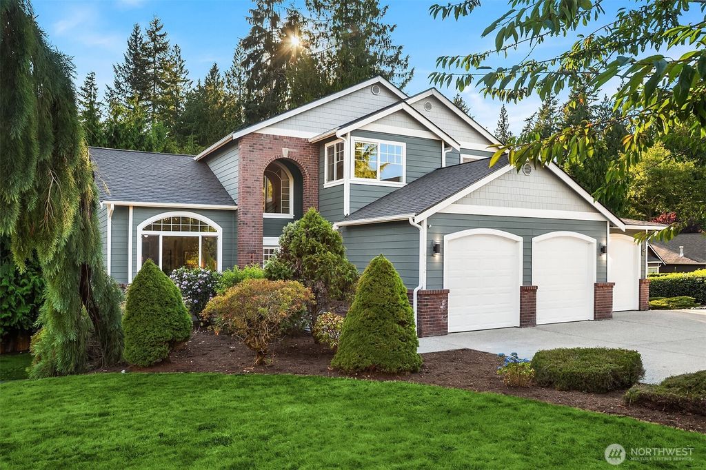 Photo of 4132 113th Avenue SE, Snohomish, WA 98290 (MLS # 2416482)