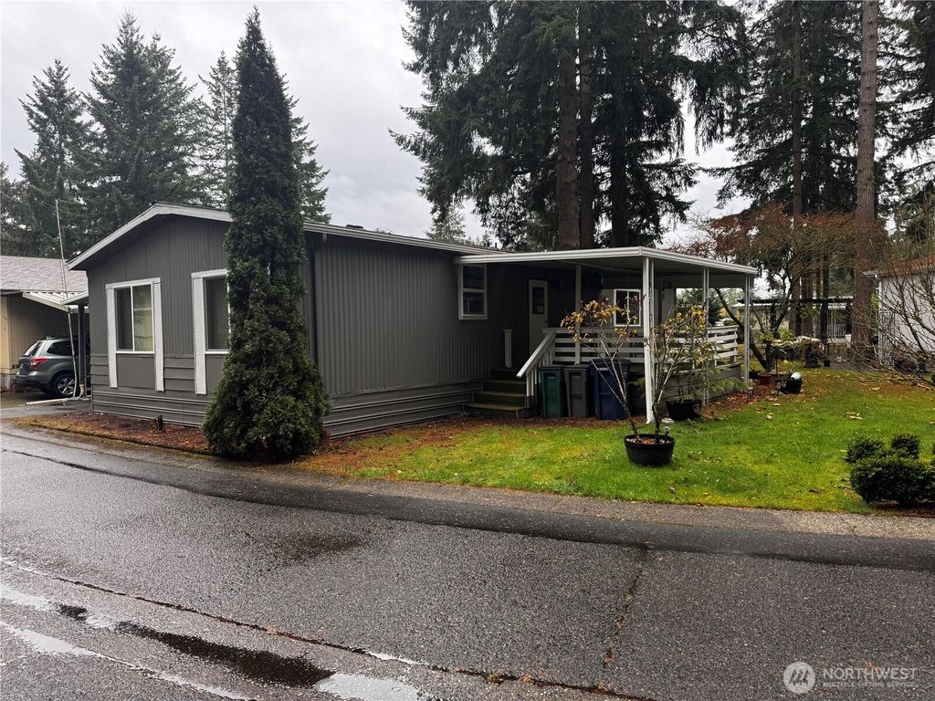 Photo of 18425 NE 95th Street #76, Redmond, WA 98052 (MLS # 2454803)