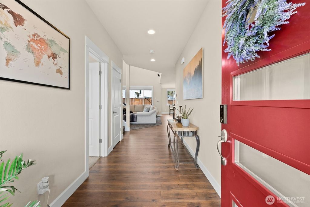 Photo of 5703 146th Street Ct E, Puyallup, WA 98375 (MLS # 2501054)