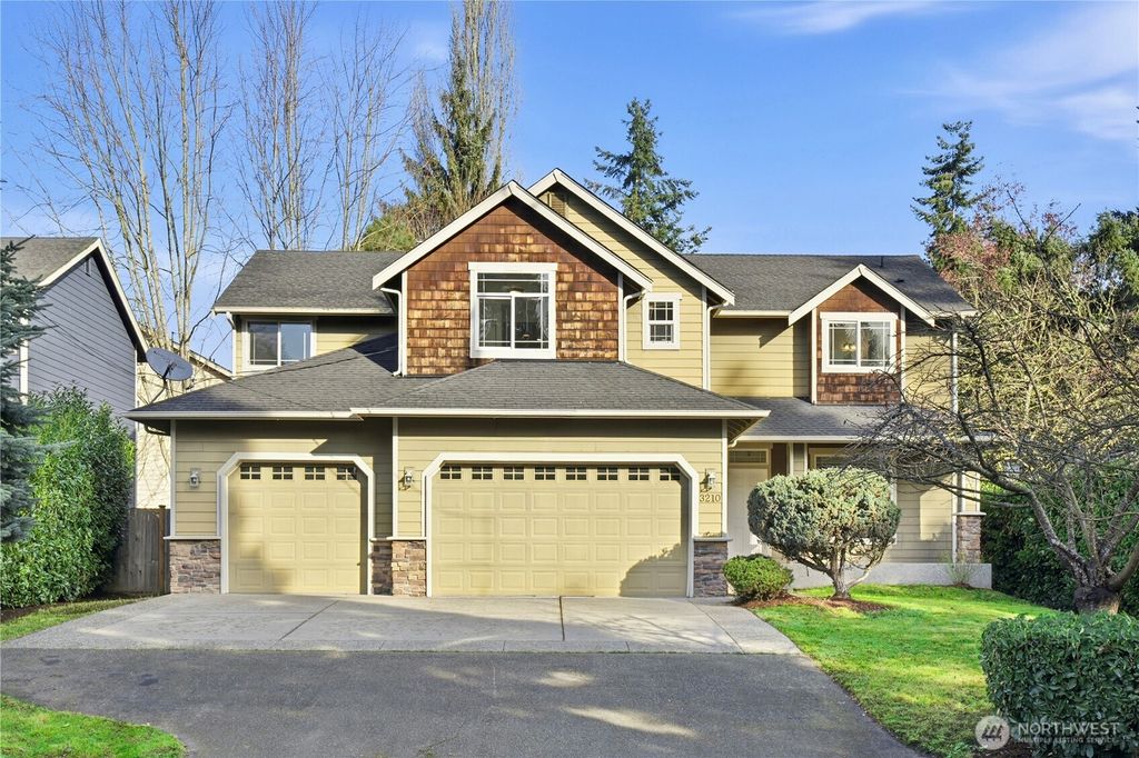 Photo of 3210 NE 195th Street, Lake Forest Park, WA 98155 (MLS # 2479029)