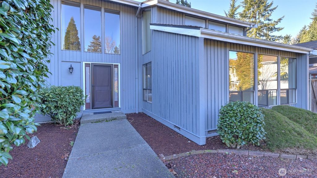 Photo of 16641 SE 160TH Place, Renton, WA 98058 (MLS # 2471149)