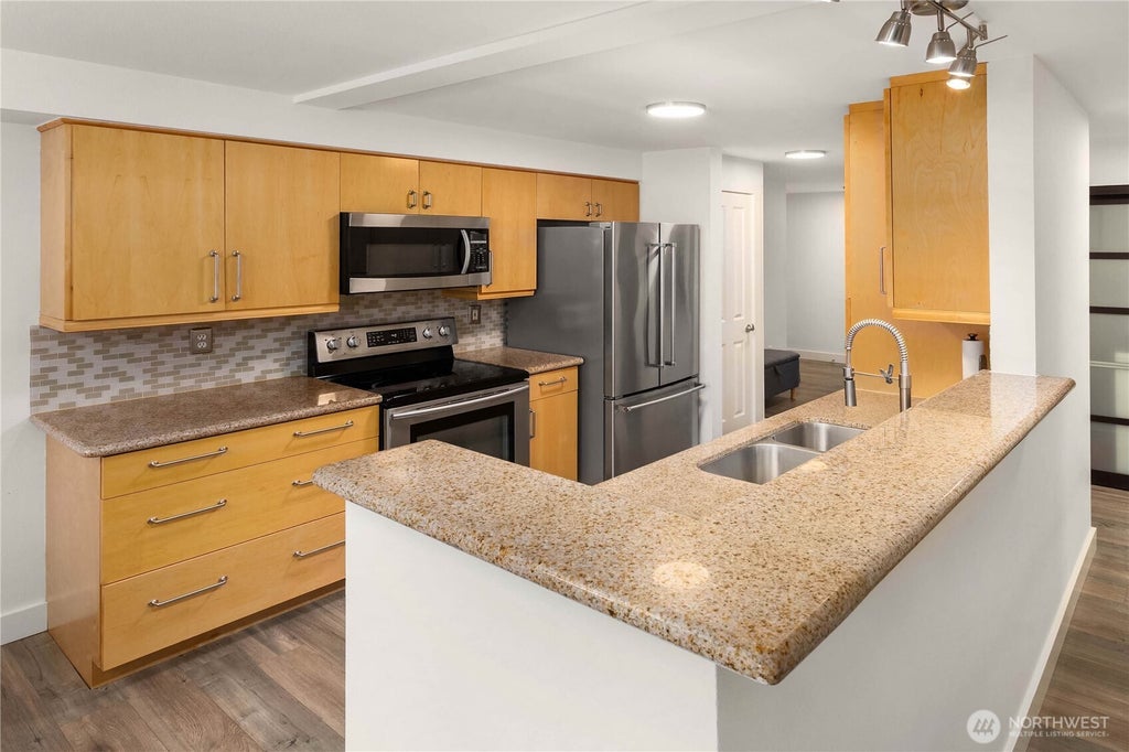 Photo of 107 20th Avenue #209, Seattle, WA 98122 (MLS # 2589409)