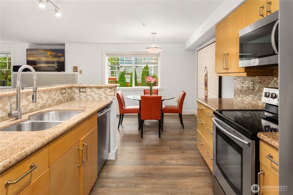 Photo of 107 20th Avenue #209, Seattle, WA 98122 (MLS # 2589409)