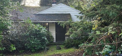 1253 N 143rd Street Seattle WA 98133