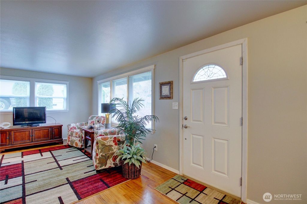 Photo of 1903 23rd Street, Anacortes, WA 98221 (MLS # 2482967)