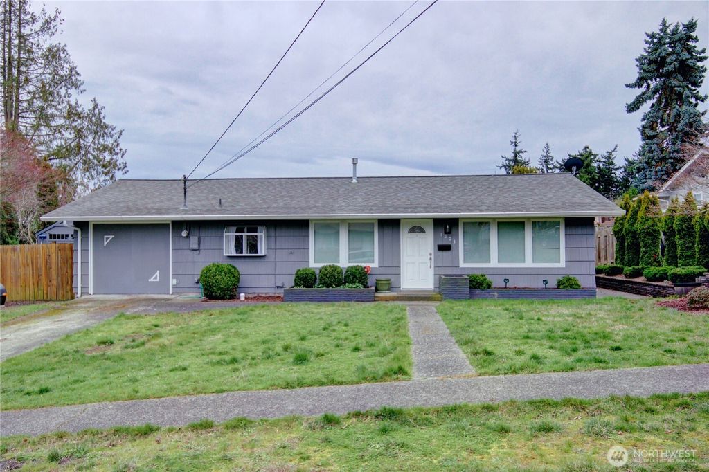 Photo of 1903 23rd Street, Anacortes, WA 98221 (MLS # 2482967)