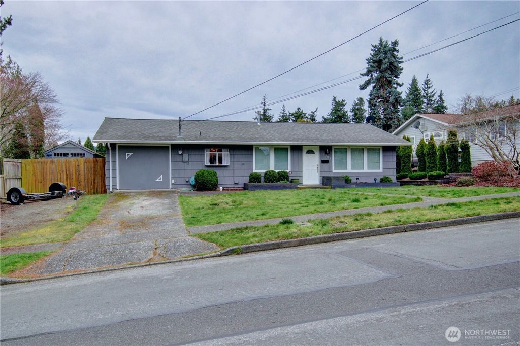 Photo of 1903 23rd Street, Anacortes, WA 98221 (MLS # 2482967)