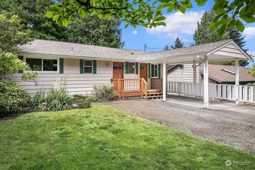 Photo of 1630 NE 186th Street, Shoreline, WA 98155 (MLS # 2138881)