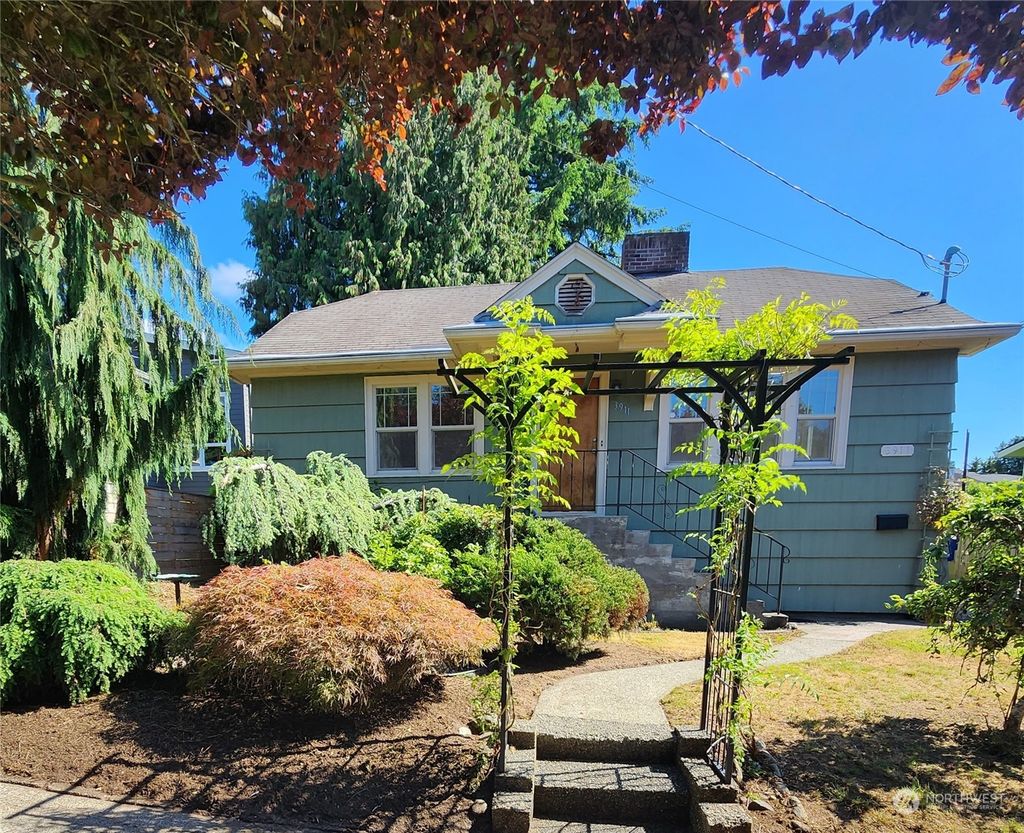 Photo of 3911 SW Webster Street, Seattle, WA 98136 (MLS # 2159264)