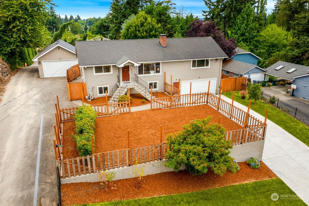 Photo of 2823 SW 107th Street, Seattle, WA 98146 (MLS # 2265694)