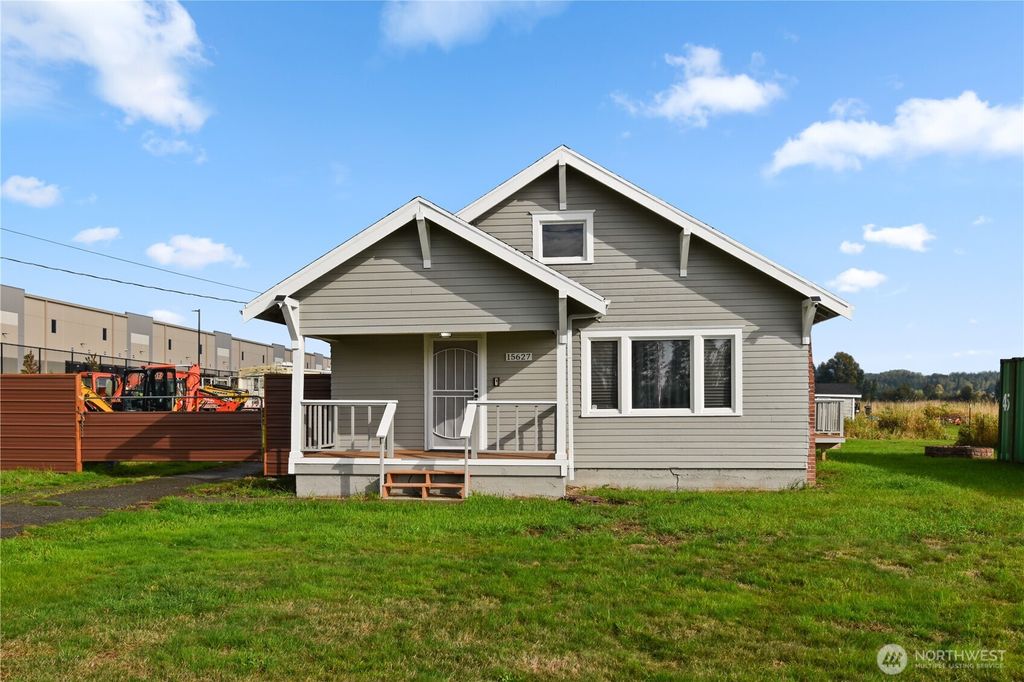 Photo of 15627 51st Avenue NE, Marysville, WA 98271 (MLS # 2443997)