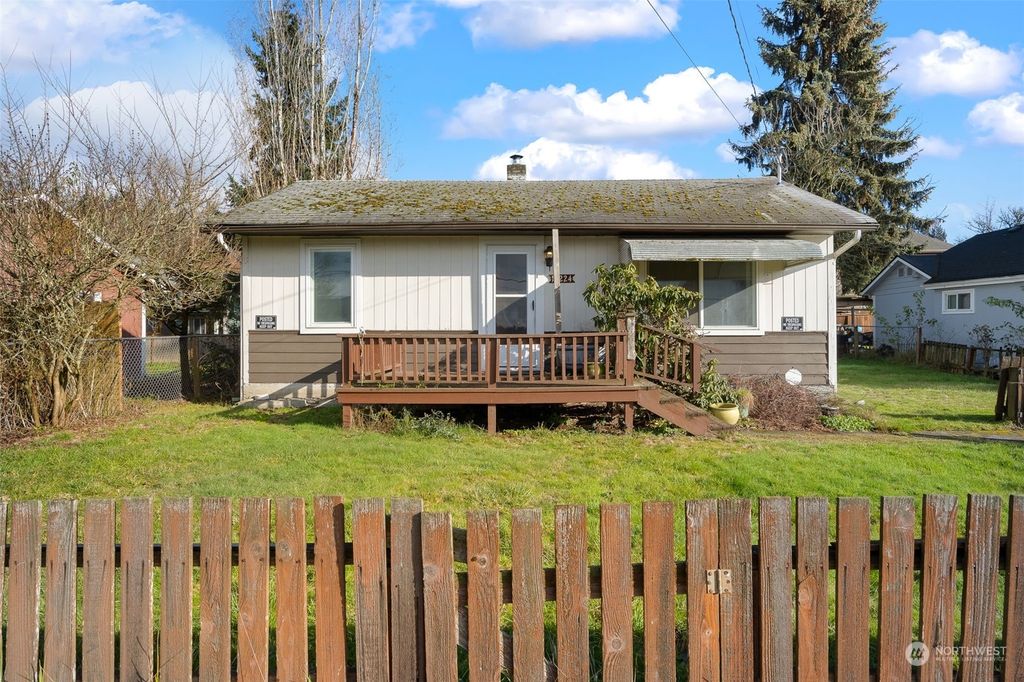 Photo of 12224 49th Avenue S, Tukwila, WA 98178 (MLS # 2330698)