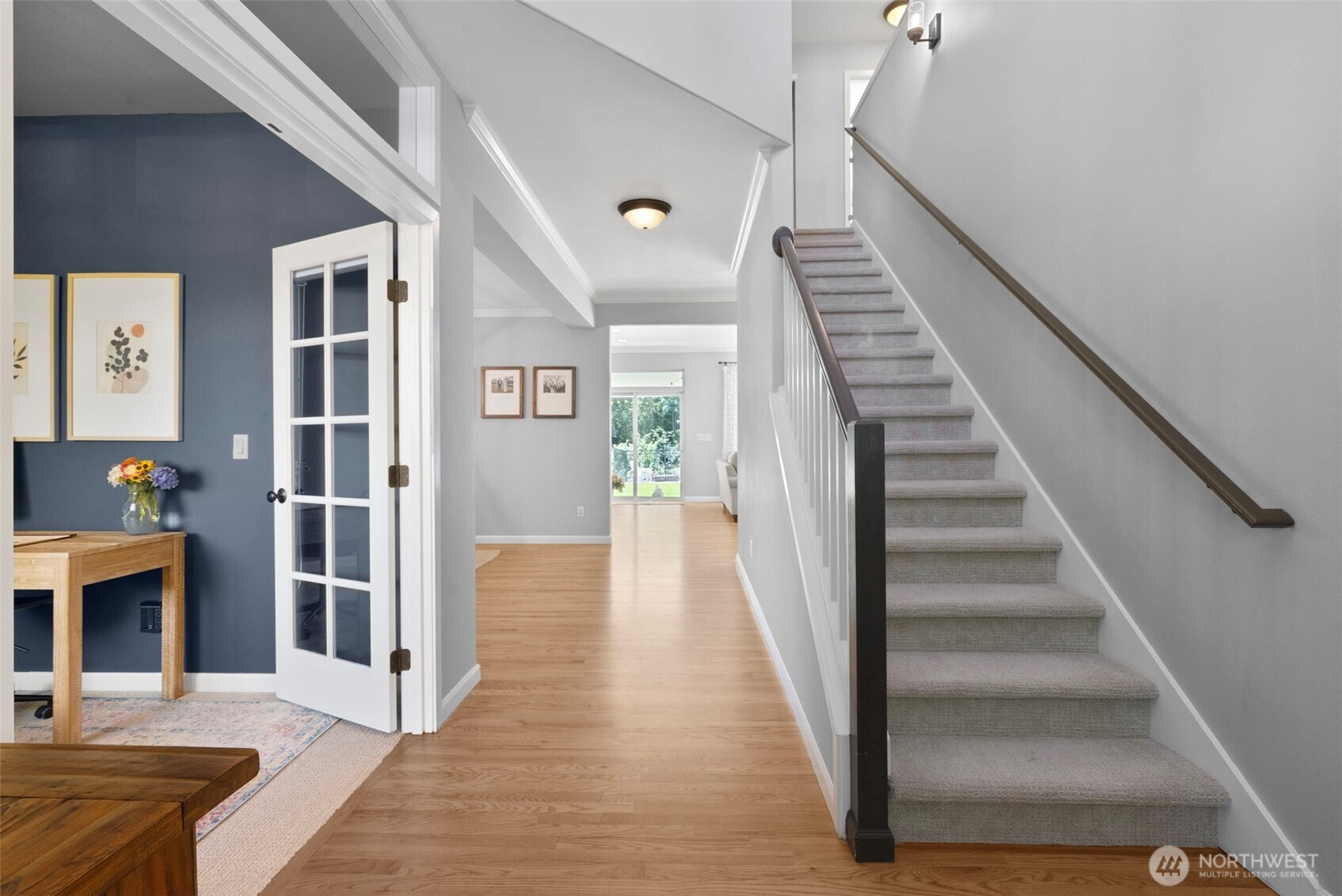 2421 Chateau Drive