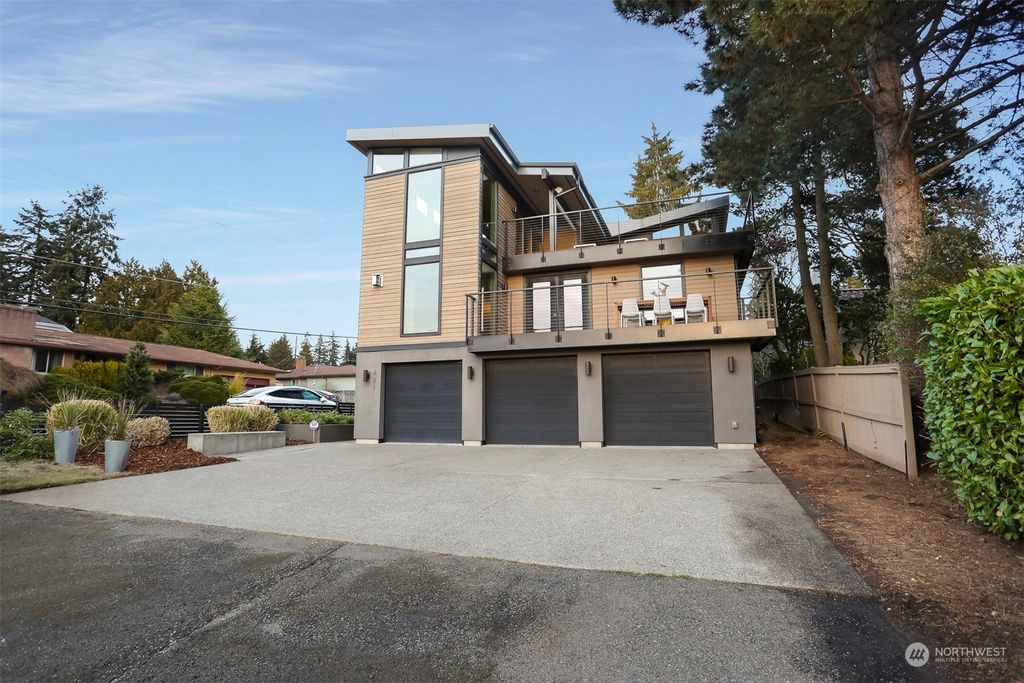 Photo of 421 NW 125th Street, Seattle, WA 98177 (MLS # 2047569)