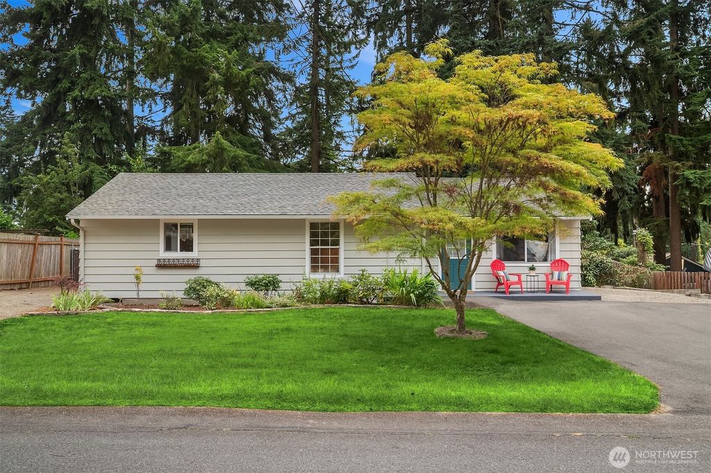 Photo of 6310 230th Street SW, Mountlake Terrace, WA 98043 (MLS # 2416933)
