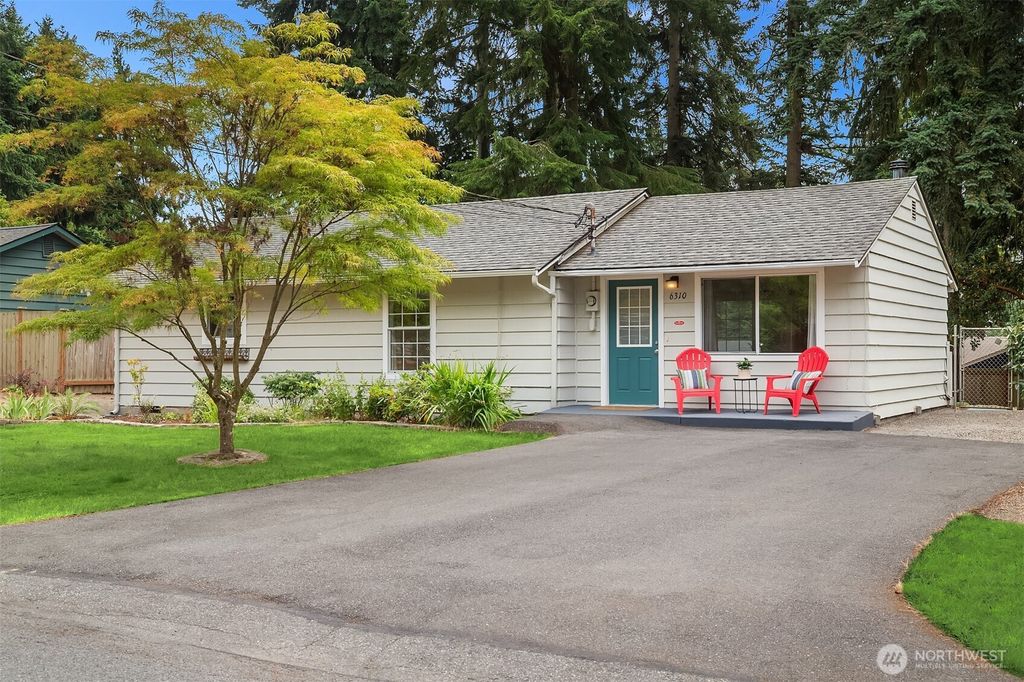 Photo of 6310 230th Street SW, Mountlake Terrace, WA 98043 (MLS # 2416933)