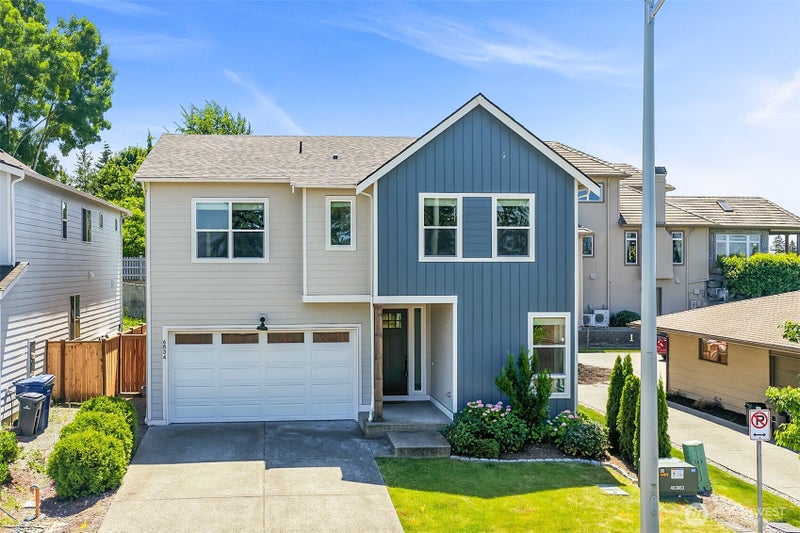 6834 46th Street NE