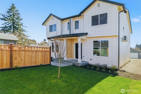Photo of 5128 N 39 Street #C, Tacoma, WA 98407 (MLS # 2496424)
