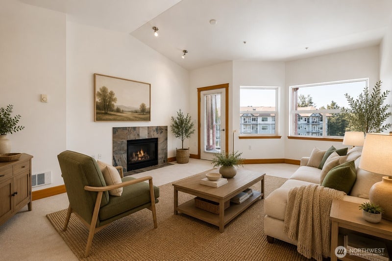 255 W Bakerview Road 401