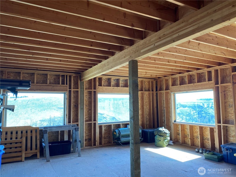 31725 N Hawk Creek Ranch Rd