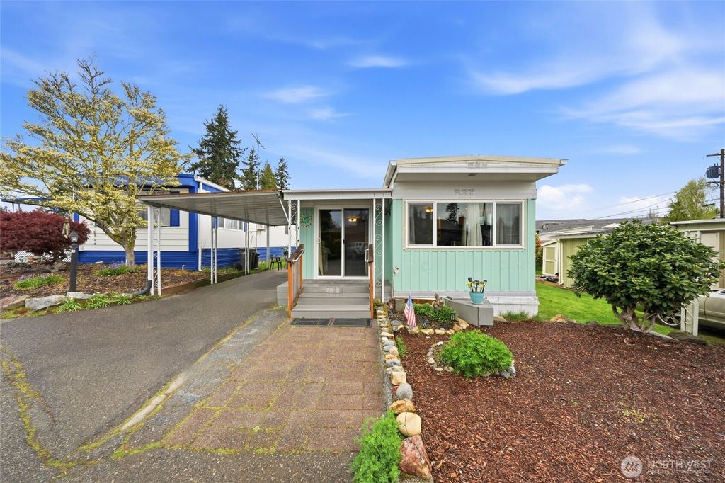 Photo of 18501 52nd Avenue W #44, Lynnwood, WA 98037 (MLS # 2509000)