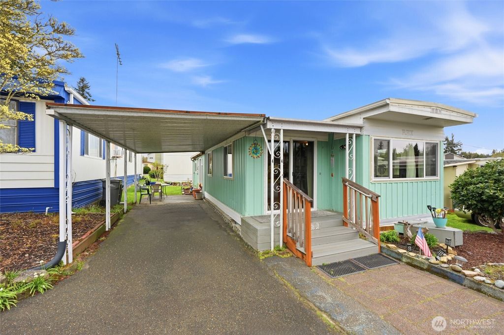 Photo of 18501 52nd Avenue W #44, Lynnwood, WA 98037 (MLS # 2509000)