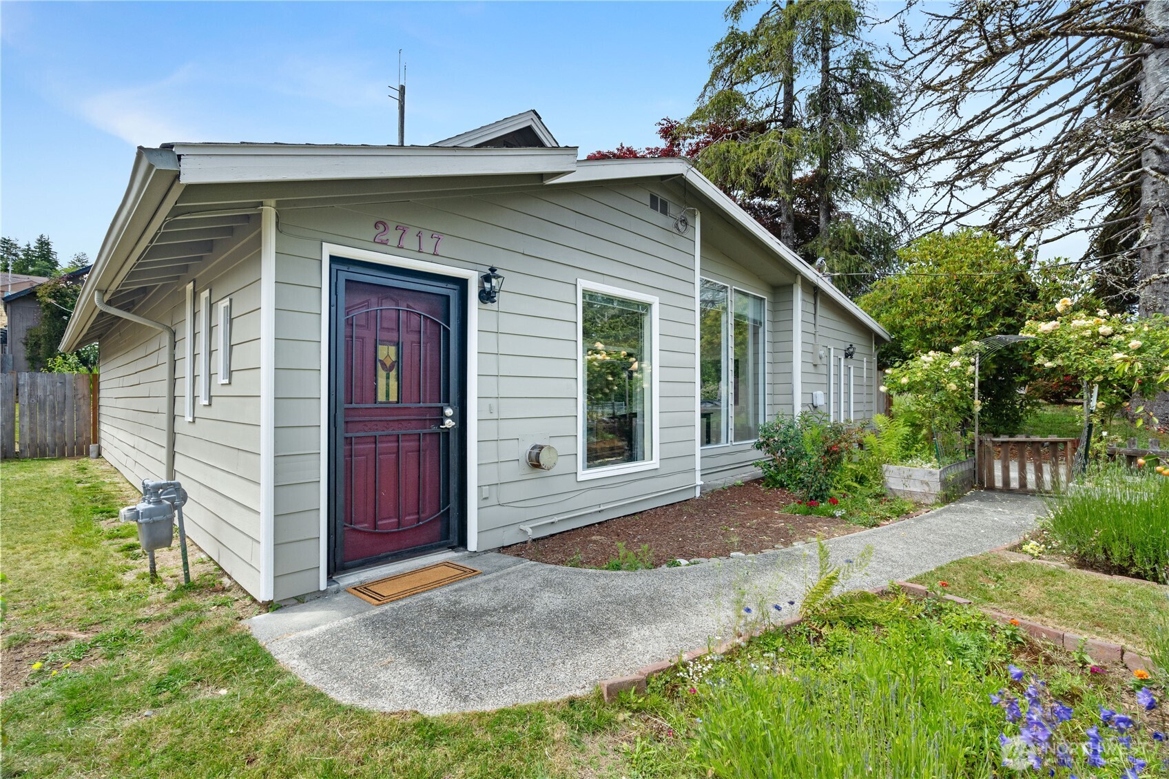 2717 Bench Drive