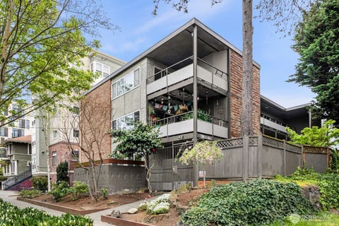 Photo of 1818 Harvard Avenue, Seattle, WA 98122 (MLS # 2539066)