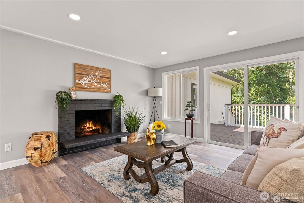 Photo of 842 S 143rd Place, Burien, WA 98168 (MLS # 2466635)