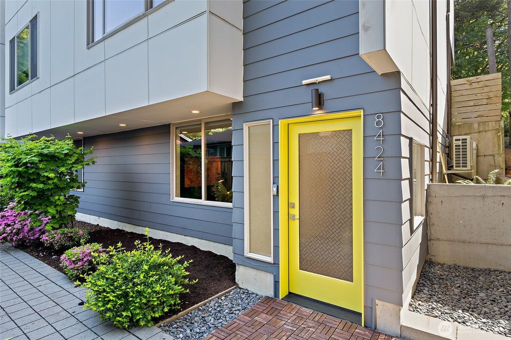 Photo of 8424 24th Avenue SW, Seattle, WA 98106 (MLS # 2522181)