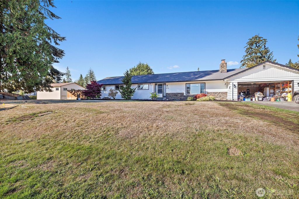 Photo of 9206 31st Avenue SE, Everett, WA 98208 (MLS # 2502944)