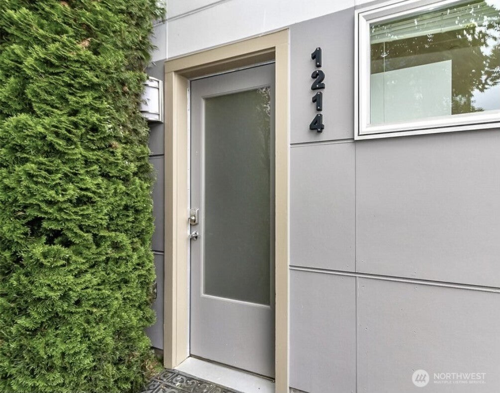 Photo of 1214 N Northgate Way, Seattle, WA 98133 (MLS # 2582163)