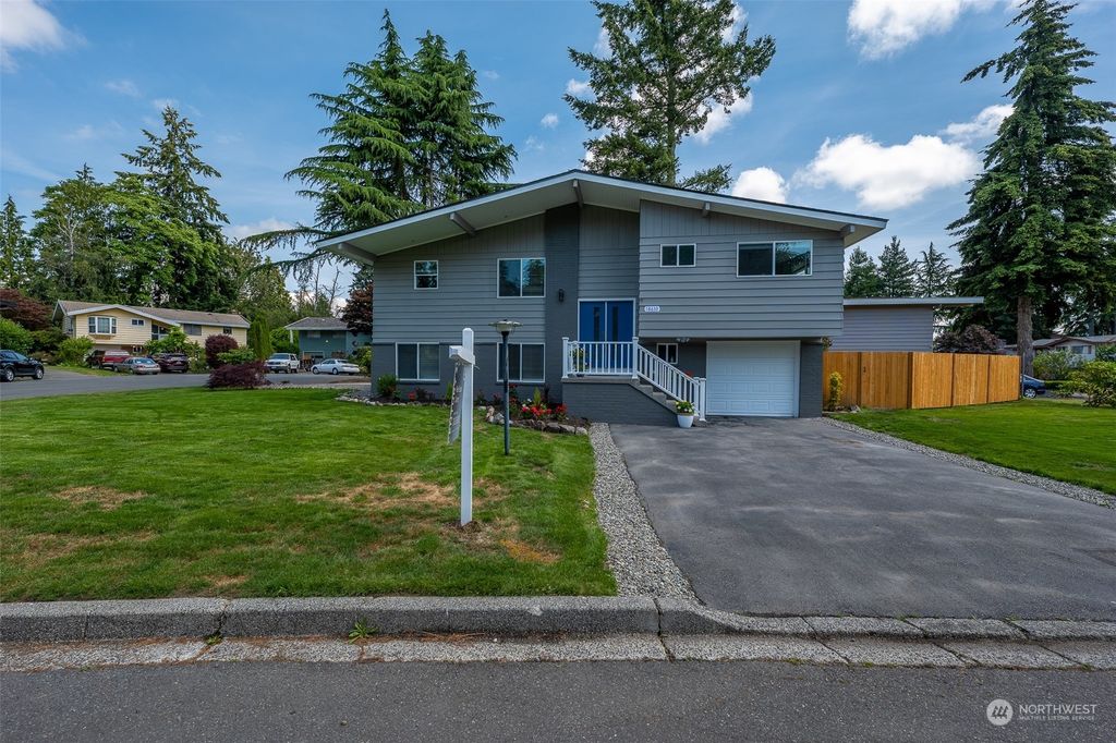 Photo of 18610 Bagley Place N, Shoreline, WA 98133 (MLS # 2024320)