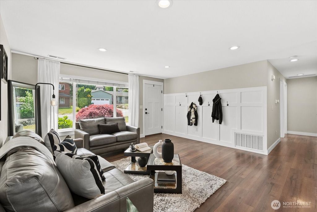 Photo of 5120 S 297th Place, Auburn, WA 98001 (MLS # 2521495)