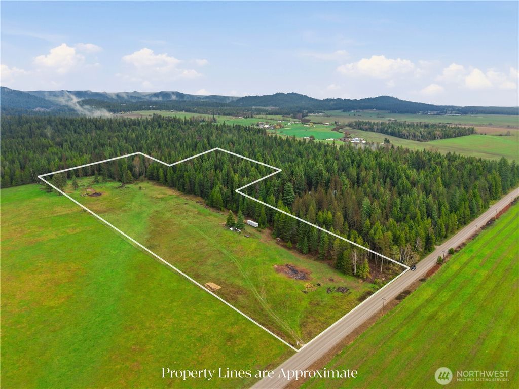 Photo of 0 NKA W Oregon Road, Deer Park, WA 99110 (MLS # 2510406)