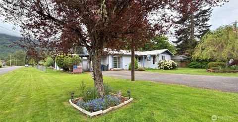 Photo of 1123 Tilton Way, Morton, WA 98356 (MLS # 2517747)