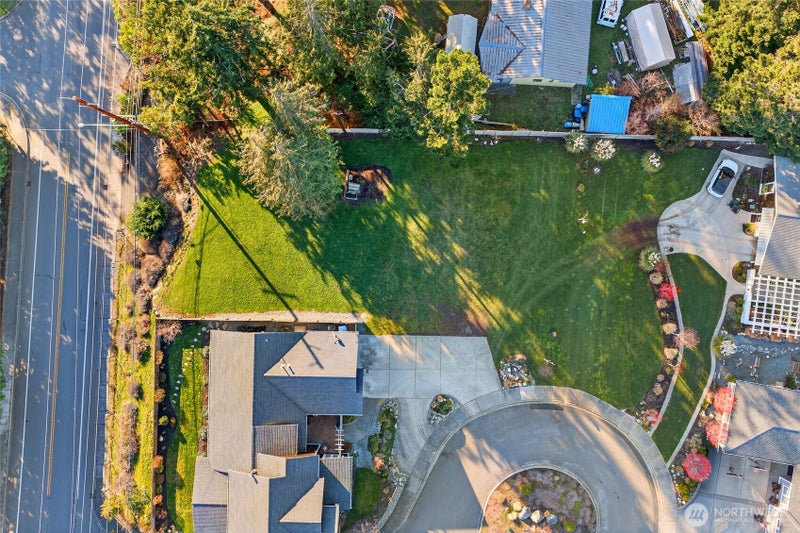 2810 Grady Lane