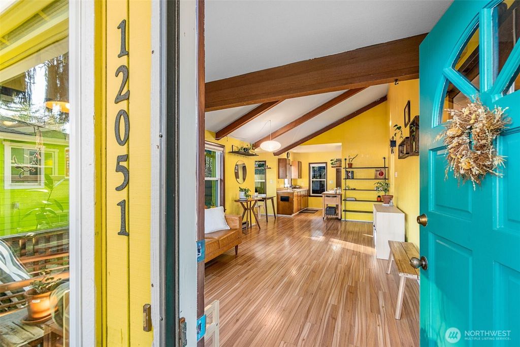 Photo of 12051 Hiram Place NE, Seattle, WA 98125 (MLS # 2467103)