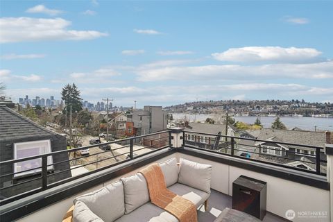 2514 Yale Avenue E Unit B, Seattle, WA 98102 - MLS#: 2346066