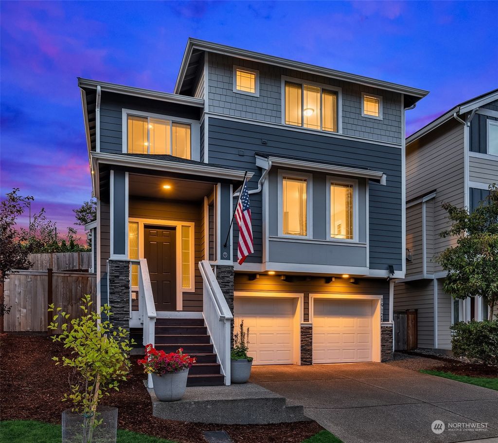 Photo of 19125 123rd Avenue SE, Renton, WA 98058 (MLS # 2276384)