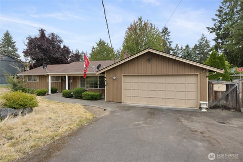 Photo of 10120 Cedrona Street SW, Lakewood, WA 98498 (MLS # 2580862)
