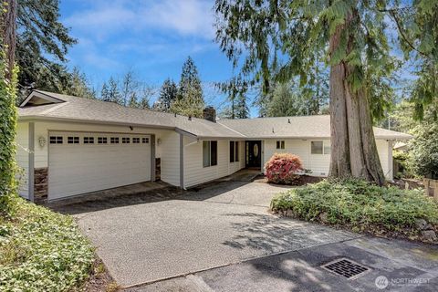 Photo of 804 130th Avenue NE, Bellevue, WA 98005 (MLS # 2358796)