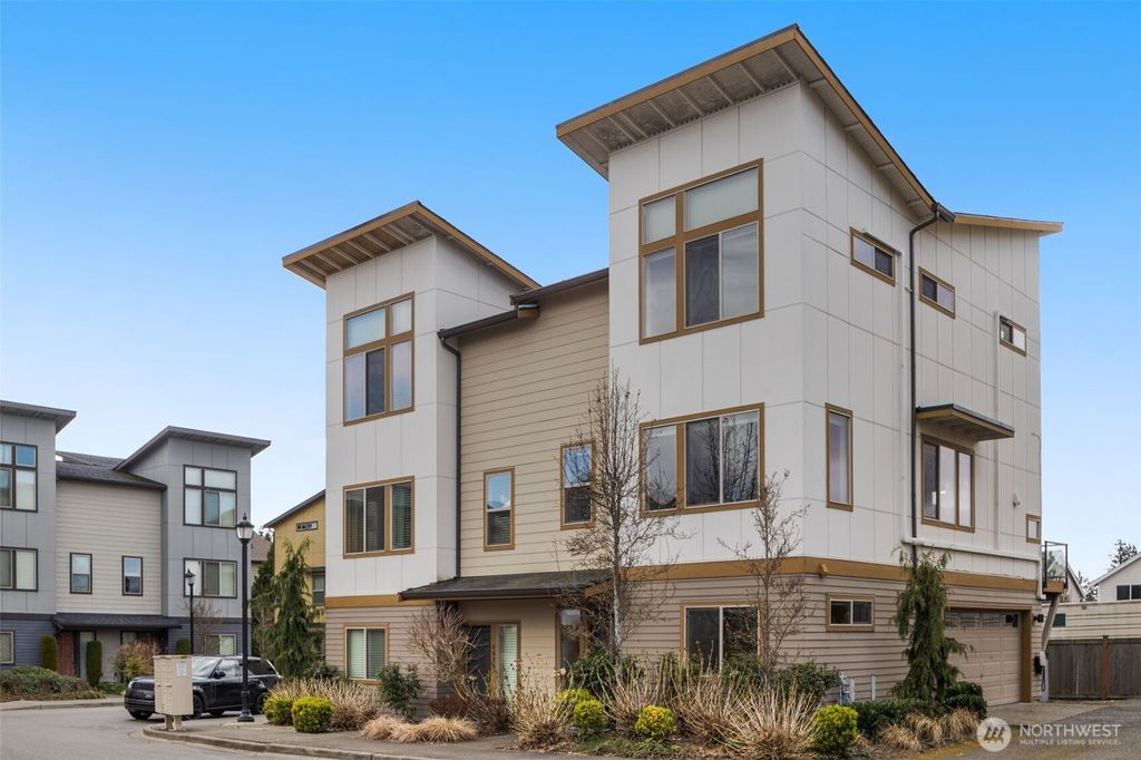 Photo of 4519 NE 3rd Lane, Renton, WA 98059 (MLS # 2346655)