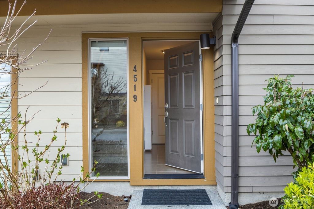 Photo of 4519 NE 3rd Lane, Renton, WA 98059 (MLS # 2346655)